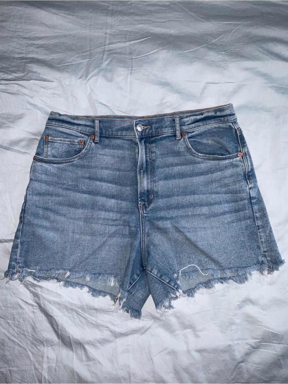American Eagle Highest Rise 90’s Boyfriend Shorts